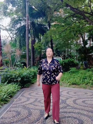 谁懂我的累,谁知我的苦,句句都入心,友友们,大家晚上好!