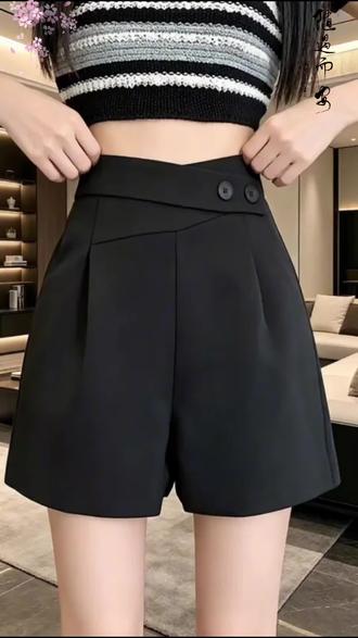 夏季薄款西装短裤女设计感高腰显瘦宽松阔腿裤A字短裤女外穿#夏季穿搭#遮肉显瘦#穿出大长腿 #百搭神裤 #高腰显瘦a字短裤