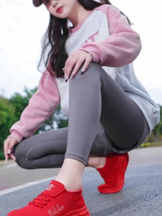 牛霸道四季款软面软底轻健身鞋男女同款健步鞋广场跳舞鞋235526#牛霸道男女同款运动鞋 #健身穿搭 #舒适养脚防滑底 #跳舞鞋推荐 @DOU+小助手