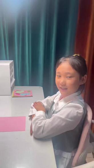 宝贝做的创意手工#手工折纸