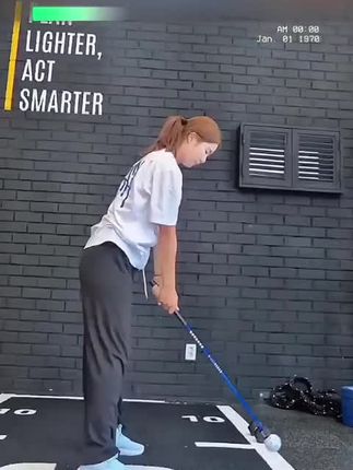 #高尔夫球 #高尔夫美女 #高尔夫 #高尔夫挥杆 #高尔夫教学