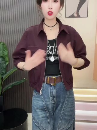 #简约穿搭 #高级感穿搭 #休闲减龄穿搭 #休闲百搭 #穿出自己的风格 欧货爆款高级感时尚炸街翻领短款外套女