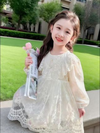 秋风轻拂韩版裙摆~萌娃转身惊艳整个季节#2025年秋季都流行穿什么 #高品质童装 #潮童必备 #每日童装穿搭分享 #生女儿就是用来打扮的