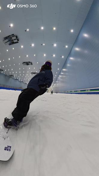 大疆osmo360隐形自拍杆+全景模式
#大疆osmo360 #全景模式 #运动相机 #单板滑雪