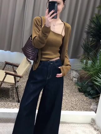 #强烈推荐 #韩系穿搭 #ootd穿搭 #张予曦毕雯珺真拍了红裙抱#赵露思