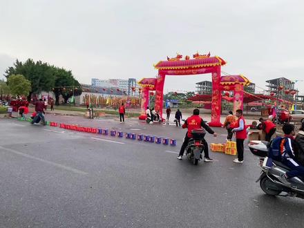 蔡坑村丙午年元月十六隆重庆神游圆满结束,现场非常热闹,
老爷保佑全体村民,身体健康,家庭幸福,生意兴隆,财源亨通#潮汕游神 #潮汕营老爷 #记录我们当地的民俗文化