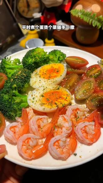 这个亚麻籽芝麻盐我真是太爱了,让寡淡无味的食材变得巨香巨好吃,简直是管理期吃轻食的救星!#芝麻盐 #低卡低脂餐 #亚麻籽芝麻盐