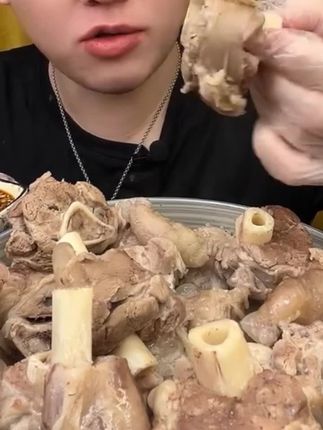 #谁懂这一口的好吃程度 #抖音美食推荐官 #抖音美食分享 #嘎嘎好吃 #吃货