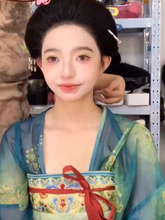 男生不理解女生为什么要涂身体素颜霜 就像女生不理解男生为什么一条内裤穿三年…#身体素颜霜 #防水防汗不晕染