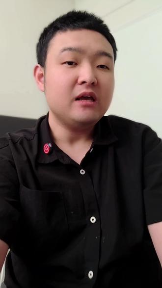 那么问题来了,究竟发了什么?小米公司会选择投诉举报,又为什么会只举报那一个视频。#小米 #小米汽车 #小米手机