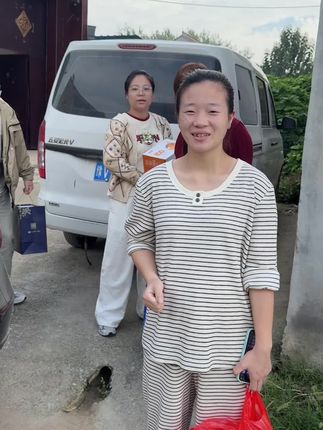 去姥姥家舅舅家送月饼了 #婆媳 #记录生活