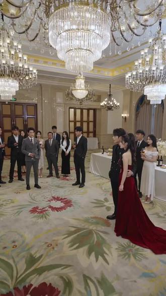 #抖音ai创作 霸总酒会争女主#短剧来了