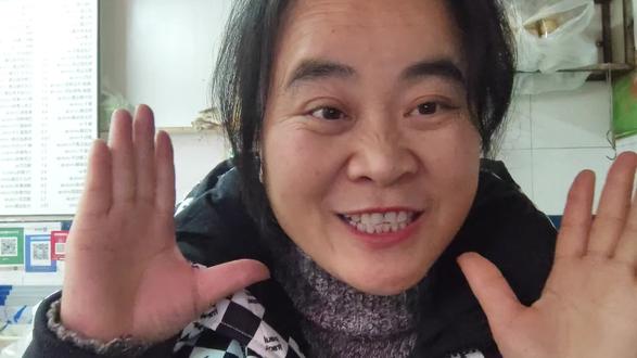 怎么了?怎么了?日本热闹了,日本的火箭炮拖把了正在道歉呢#日本