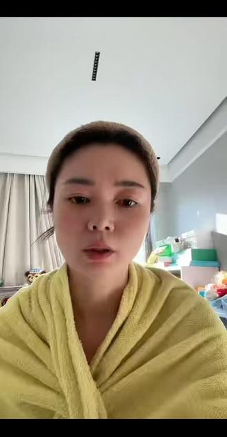 父母不帮衬我不怨,因为孩子是我们自己的责任,婚姻也是我们自己的选择。记着这些事不是为了以后和他们“清算”,或者等他们老了好挤兑他们,而是想要记住当初最难的时候那个感觉,让自己的孩子别走我们当初走过的那条路。#父母子女 #说真话