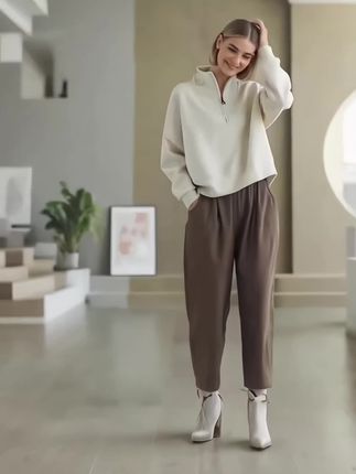 简约大气时尚美式半拉链卫衣#穿出高级感 #春秋新款 #上衣穿搭 #休闲百搭 #卫衣 视频同款,点击下面小黄车下单