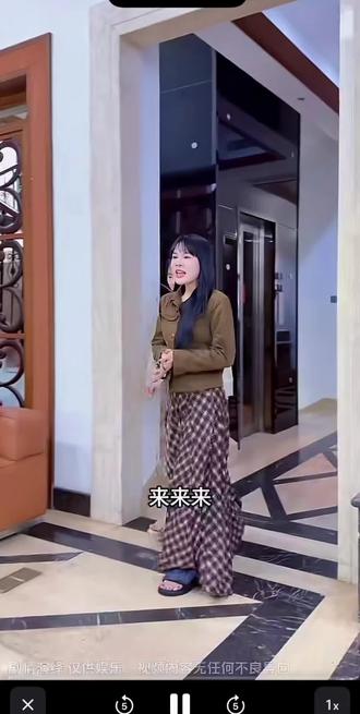 家里来了一个狠角色 马哥高薪聘请了一个助理 没想到新管上任的第一天,就跟家里的保姆杠上了,#日常vlog #真实生活记录