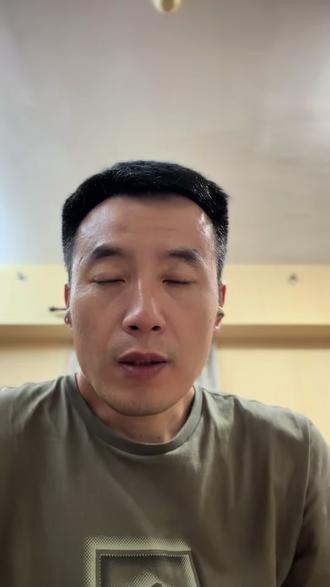 真全面屏的iPhone20期待吗? 据传明年苹果将直接跳过iPhone 19推出iPhone 20二十周年纪念款!机身无实体按键、无挖孔,真全面屏,期待吗?
#iphone20 #真全面屏 #iphone20周年 #苹果生态链 #果链龙头