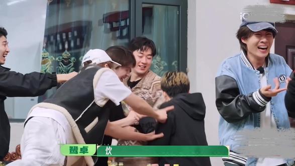 所有人 饮之!(上
#十个勤天