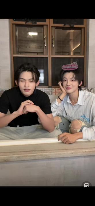 2月8日云旗郝熠然直播回放,甜到爆表
#云熠星河