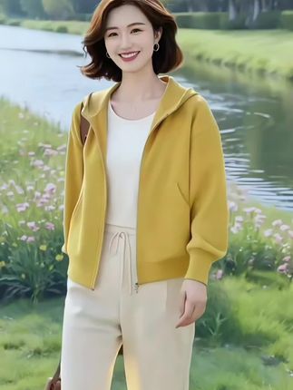 大码宽松卫衣女秋冬新款中老年妈妈装纯色连帽休闲外套#穿搭#显瘦穿搭#气质穿搭#高级感穿搭#每日穿搭@DOU+上热门 @抖加🔥上热门🔥dou+🔥热点宝