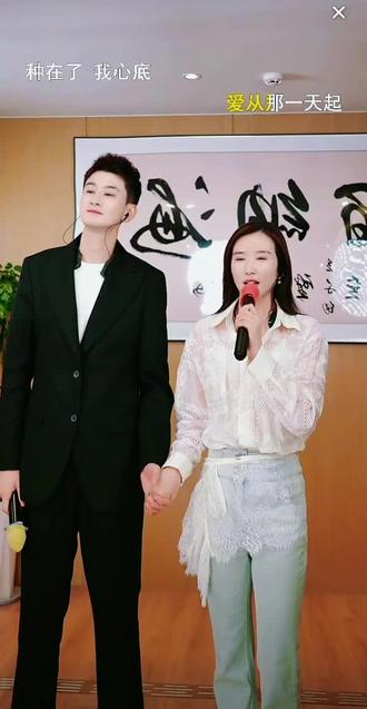 @小蔚总不忘初心III @蔚然不忘初心🐬 @小鱼儿🧜♀️ 星城