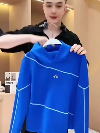 #春秋新款 #休闲百搭 #韩哥女装#设计师品牌 #景泰蓝连帽打底衫