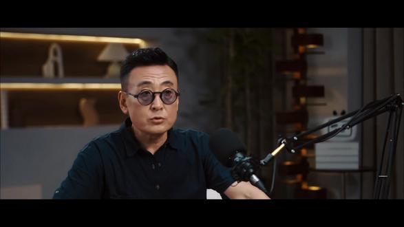 “盲目做自己,只会越来越混乱”#拍出电影感 #情绪短片 #inmyfeelings #每一帧都是热爱 #窦文涛