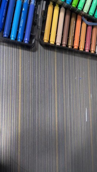 一副看着没有层次感的云层星空#丙烯马克笔 #零基础学画画 #临摹 #每日分享 #手工