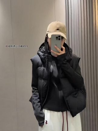 #马甲 #早秋穿搭三分钟出门不是梦 #今日穿搭look #时尚穿搭 #街拍穿搭@抖加🔥上热门🔥dou+🔥热点宝
