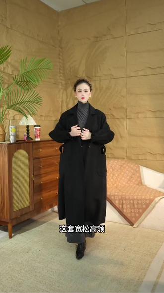 大码女装胖mm秋冬宽松高领蝙蝠袖不规则斗篷毛衣针织半身裙两件套#秋冬新款 #宽松高领蝙蝠袖不规则斗蓬两件套#品质女装