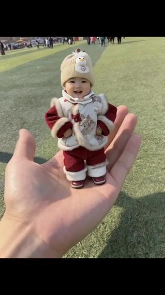 #AI掌心宝摇头晃脑舞