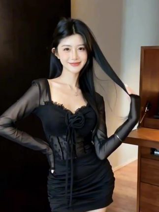 #当我不局限于一种穿搭风格时#气质又减龄的高级感穿搭攻略#古早穿搭又杀回来了我早秋姐感穿搭气质顶满#谁穿谁好看的显瘦穿搭