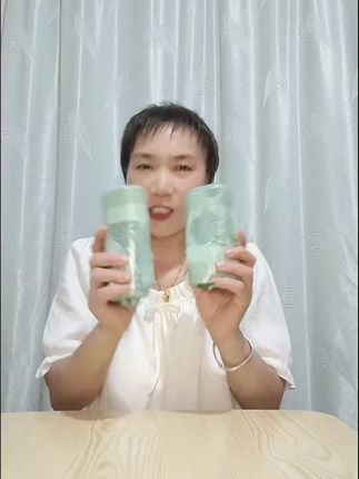 这款免撕垃圾袋用一张抽一张非常方便!#垃圾袋 #免撕垃圾袋#抽绳垃圾袋 #好东西一起分享