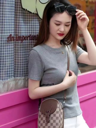 【艾薇思曼】2025新款时尚百搭手机小包休闲女士包简约斜挎包小挎包#新款时尚包包#气质包包#百搭包包#包包推荐