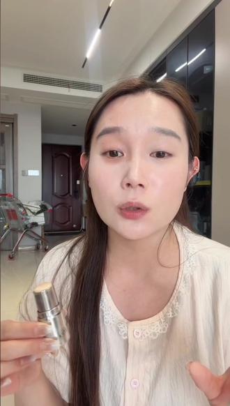 慧慧从化妆师那学的高光棒的新用法!发现了新大陆~直接变成水光肌🫶推荐01白开水#高光棒使用方法 #水感高光棒 #高光棒 #高光棒推荐
