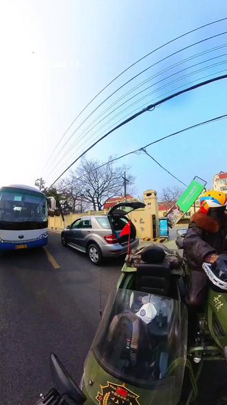 买个摩托车咋就那么费劲呢?哈哈#用抖音记录人生来一车说走就走的旅行 #人在旅途心随歌动 #沿途风景随拍,不一样的风景