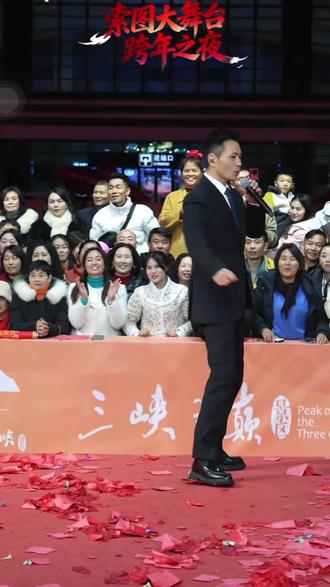 #真人真唱实拍 #创作者中心 #创作灵感 #索图 重量级图嫂来了