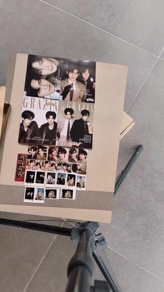 来个我的红秀杂志开箱,有3对重复的#云旗郝熠然