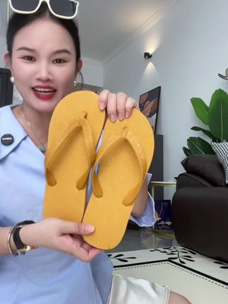 #拖鞋 #居家拖鞋 #脚宽脚胖都可以 #透气舒适 #强烈推荐