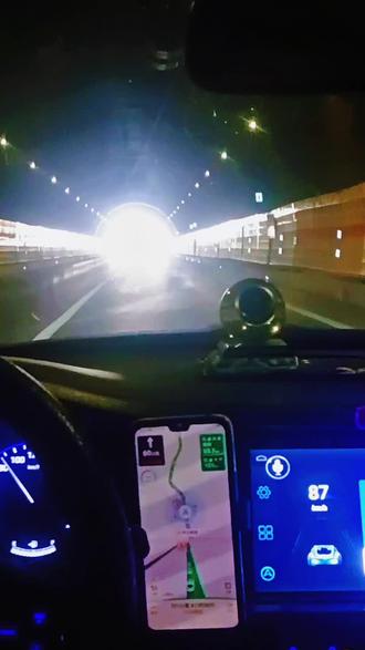 不用山压着会不会刮跑😂#随变一拍都很夯