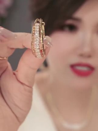 铜合金合成锆石耳饰 高级感耳环耳圈女轻奢气质百搭圆脸显瘦耳饰#热门 #热门音乐🔥 #热门短剧推荐
