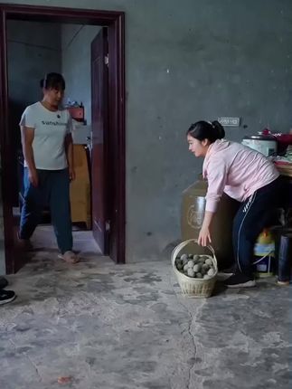 松花皮蛋来了#皮蛋 #溏心皮蛋 #松花皮蛋