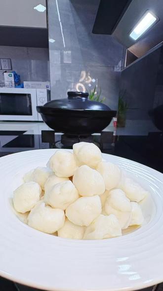 如果你是湖北人,一定会喜欢手工鱼丸#美食教程 #健康美食亲手制作 #湖北美食 #手工鱼丸
