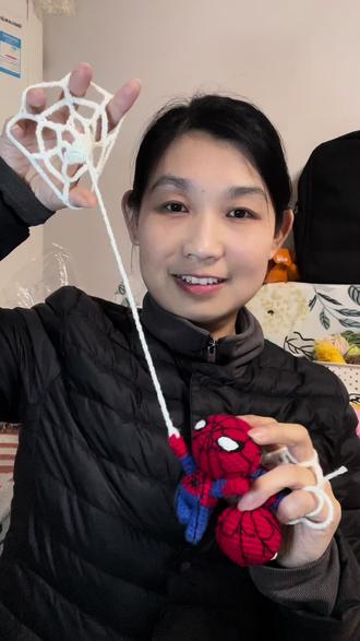 没想到这个蜘蛛侠玩偶这么受欢迎,感谢大家的喜欢🙏🙏🙏#用抖音记录人生 #日常唠嗑 #感谢支持与关注 #钩织小物件