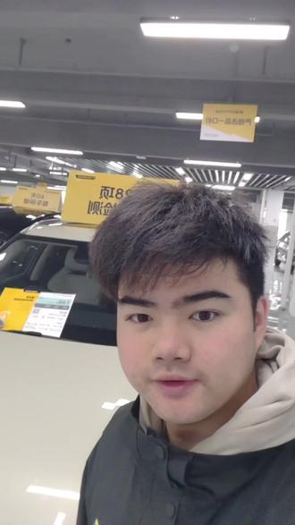 订下一台
24年比亚迪元up顶配,401超越版,9千多公里原版原漆,全景天幕、双电动座椅、手机无线充电……