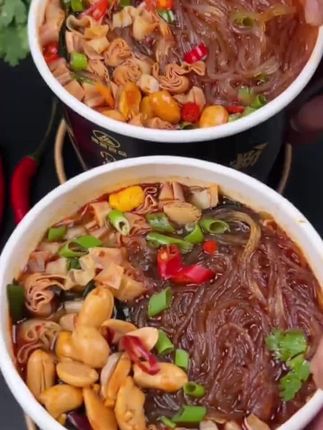 酸辣粉 酸辣粉 酸辣粉
