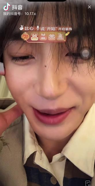 2026年2月23日直播切片,发福利专场,第二个100万只用了76天,好牛#张翅 #复工后我就这样短剧出场 #短剧演员#被新年短剧出场帅到永远不止一点 #复工 @张翅 @张翅-翅煲事务所 @大-山