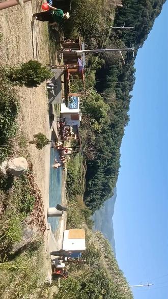 井信温泉,盏西镇冬季孩子们不二之选的乐园。