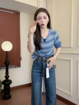 简约百搭不贴腿微喇牛仔裤女2025早秋新款高腰宽松弹力显瘦拖地裤#轻奢女装 #梨形身材穿搭 #显高显瘦显腿长 #气质女神穿搭 #显高显瘦穿搭