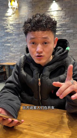 快来让你不用手接电话 #华为Mate80 #华为手机 #接电话